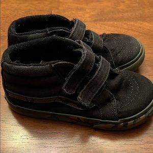 Black toddler Vans size 10